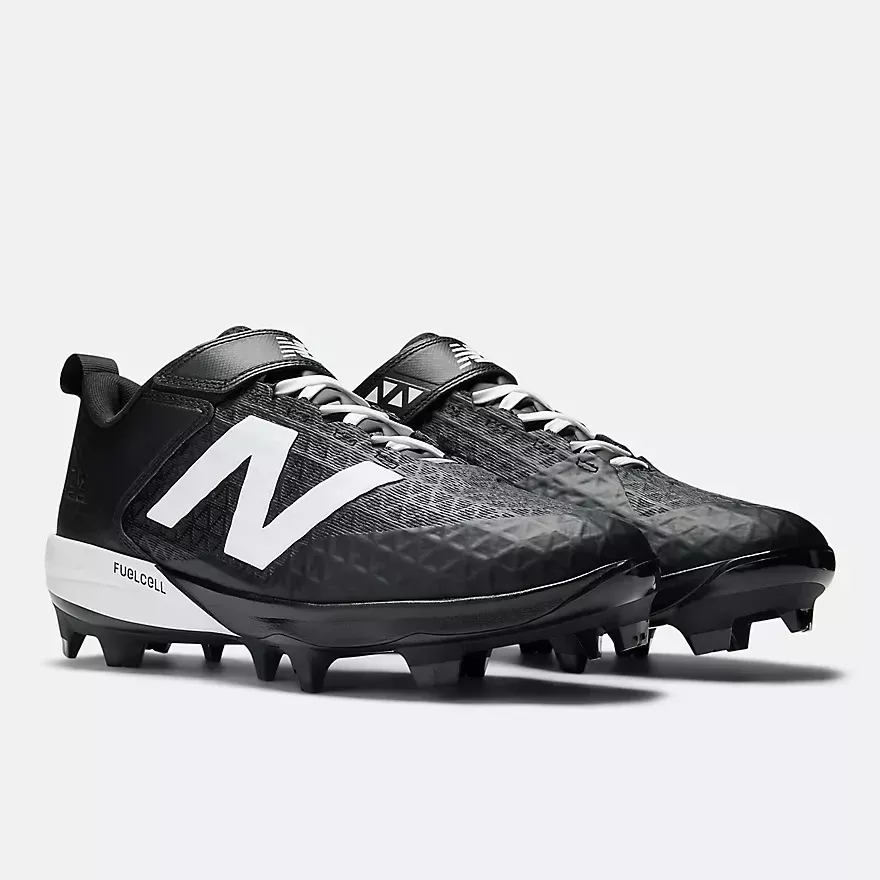 2026 NEW BALANCE FUELCELL LOW CLEAT MOLDED 4040