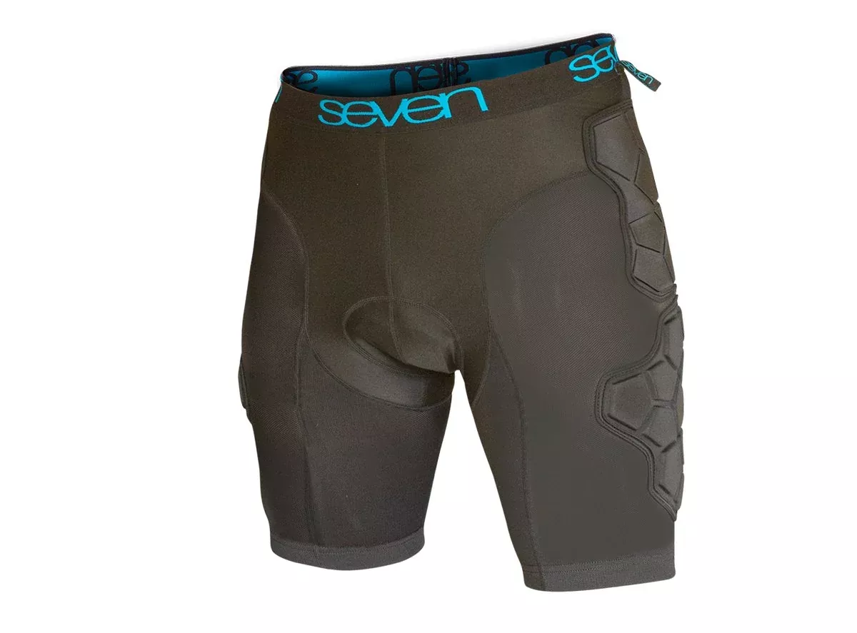 7 iDP Flex Short - Black