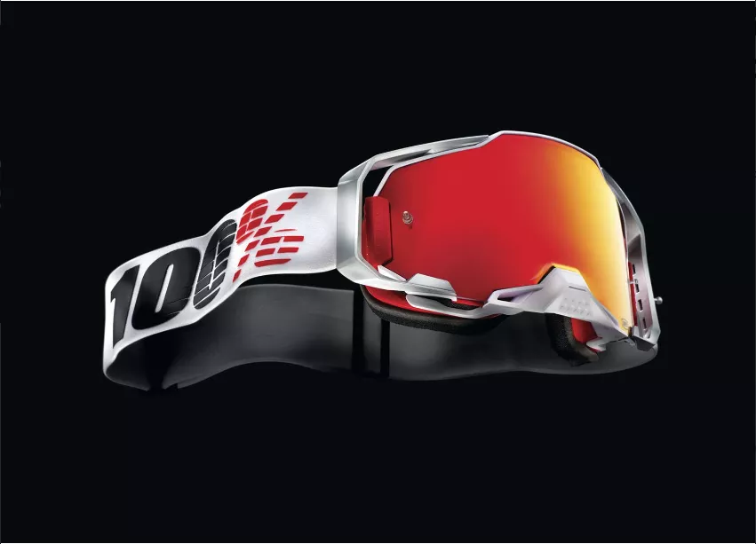 ARMEGA Goggle Lightsaber - Mirror Red Lens