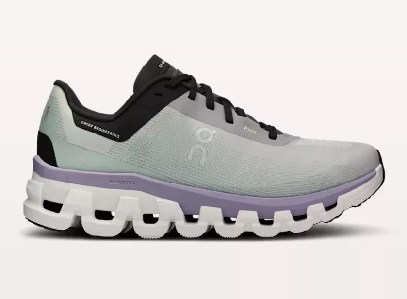 ON WOMENS CLOUDFLOW 4 RUNNING SHOE