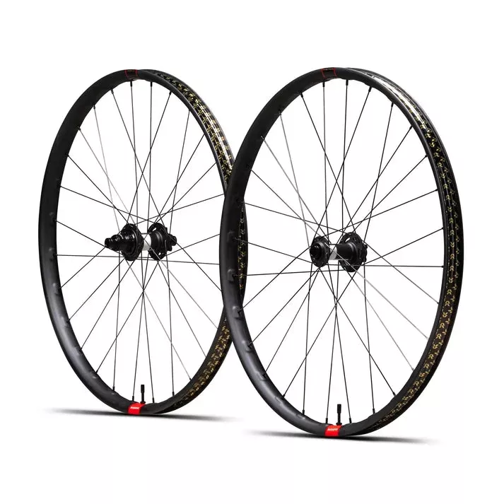 Reserve Wheelset 30 HD Carbon MX